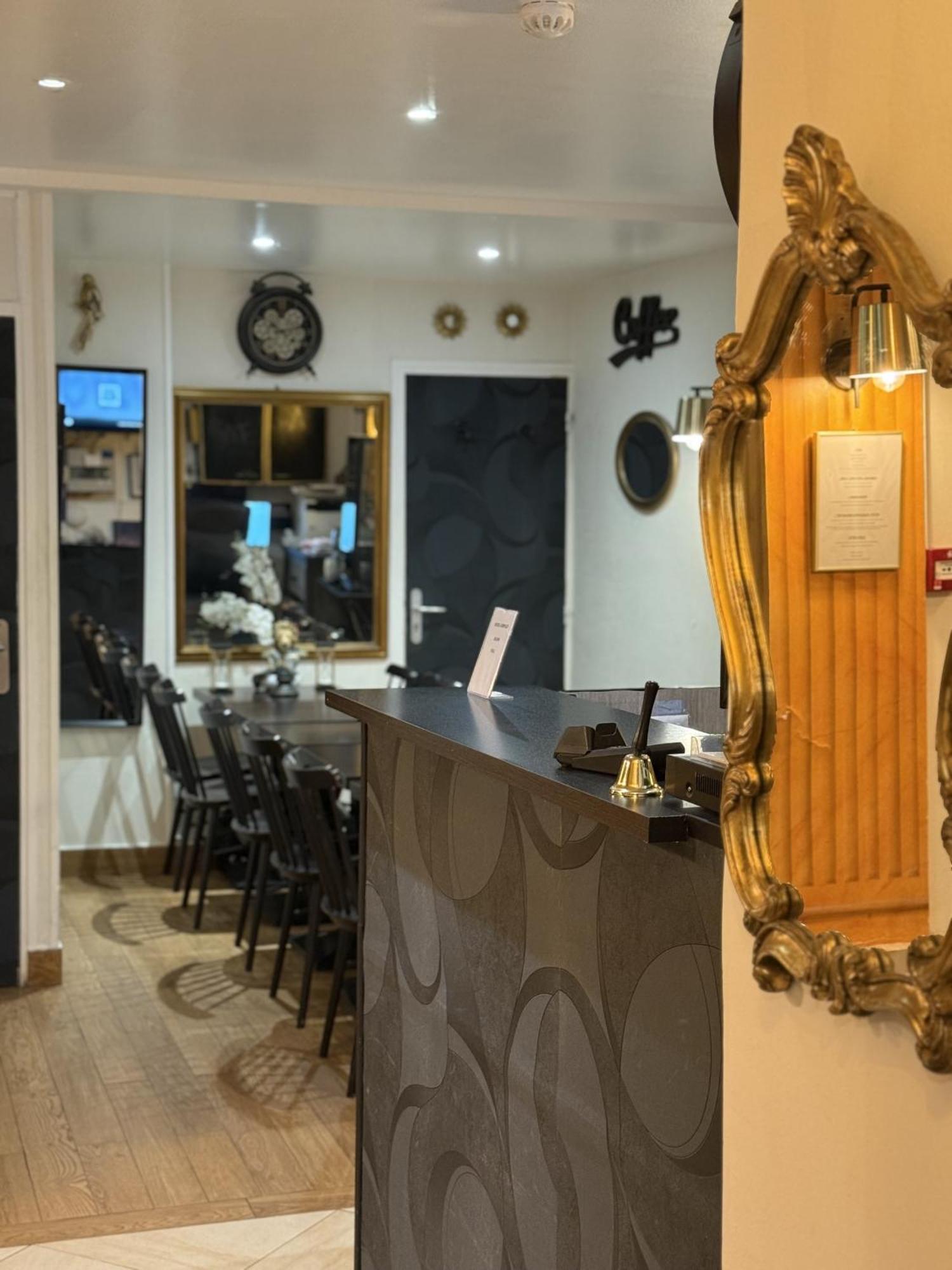 Hotel Victory Galou